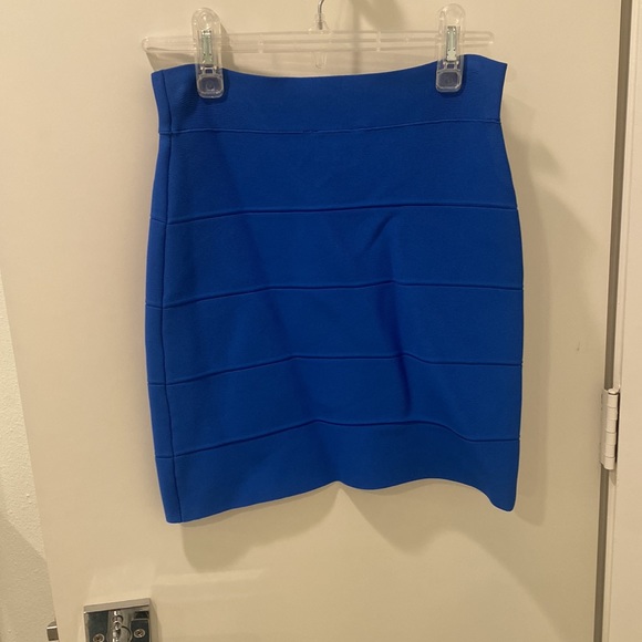 Blue midi skirt - Picture 2 of 2